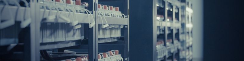 Crash oder Buy the Dip? DeFi Technologies, NEO Battery Materials, Siemens AG